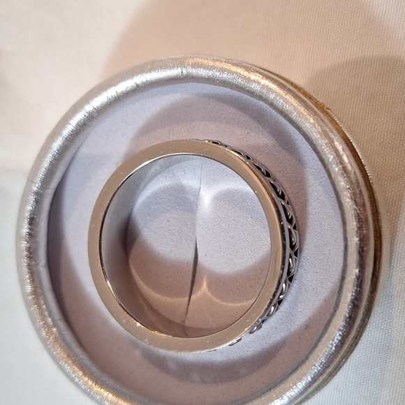 #11 Mens Ring 316L low carbon stainless steel SZ 15 - Picture 2 of 5